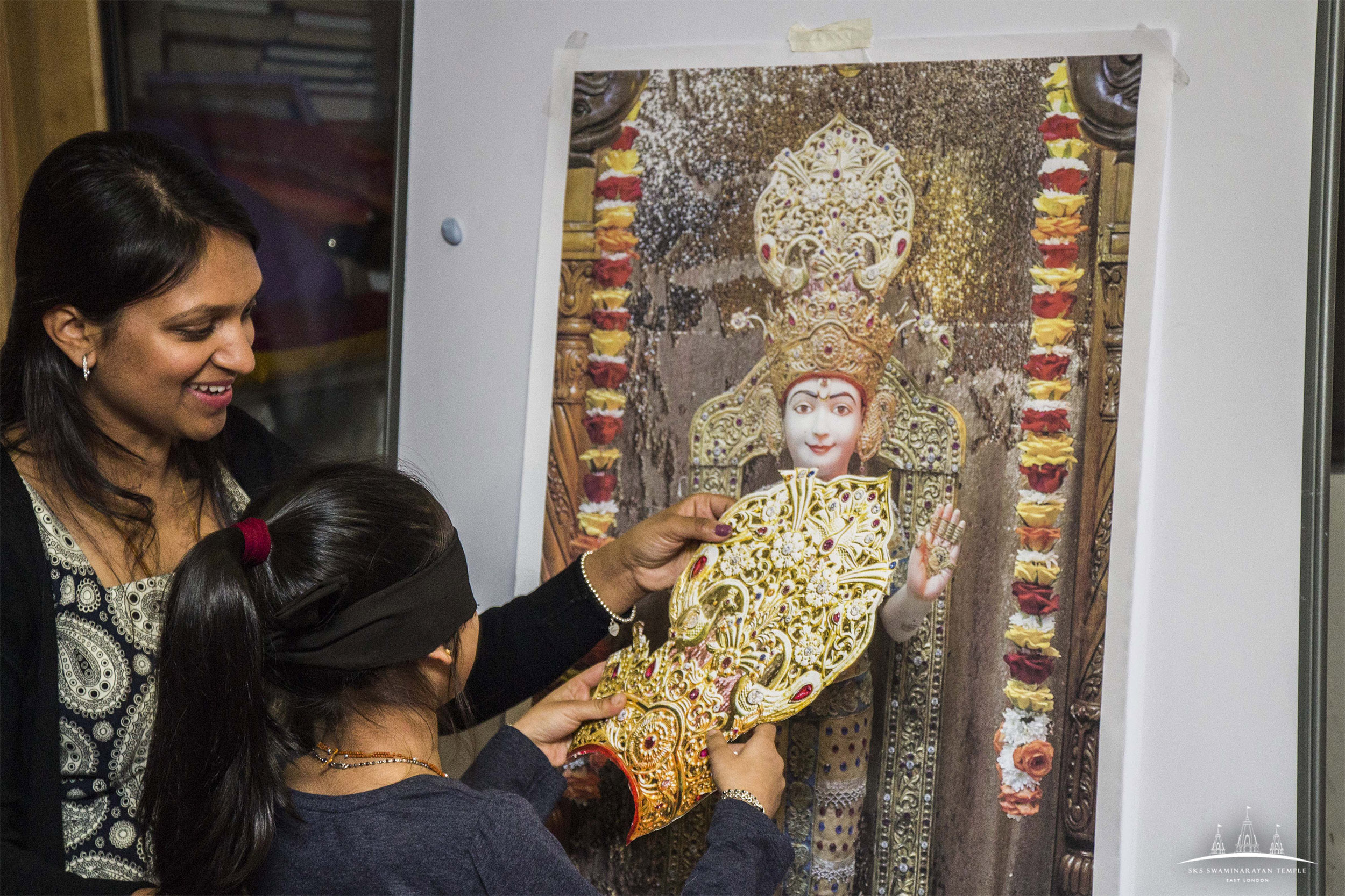 ©1987-2017 SKS Swaminarayan Temple East London